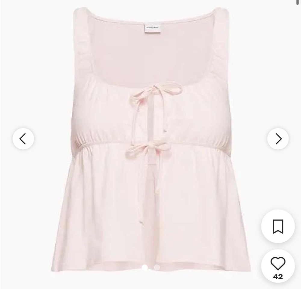 Light pink aritzia top